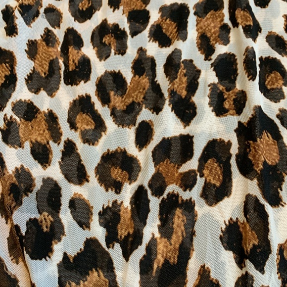 Wearever white/brown cheetah print sheer long sleeve maxi duster. Size S/M - Picture 6 of 10